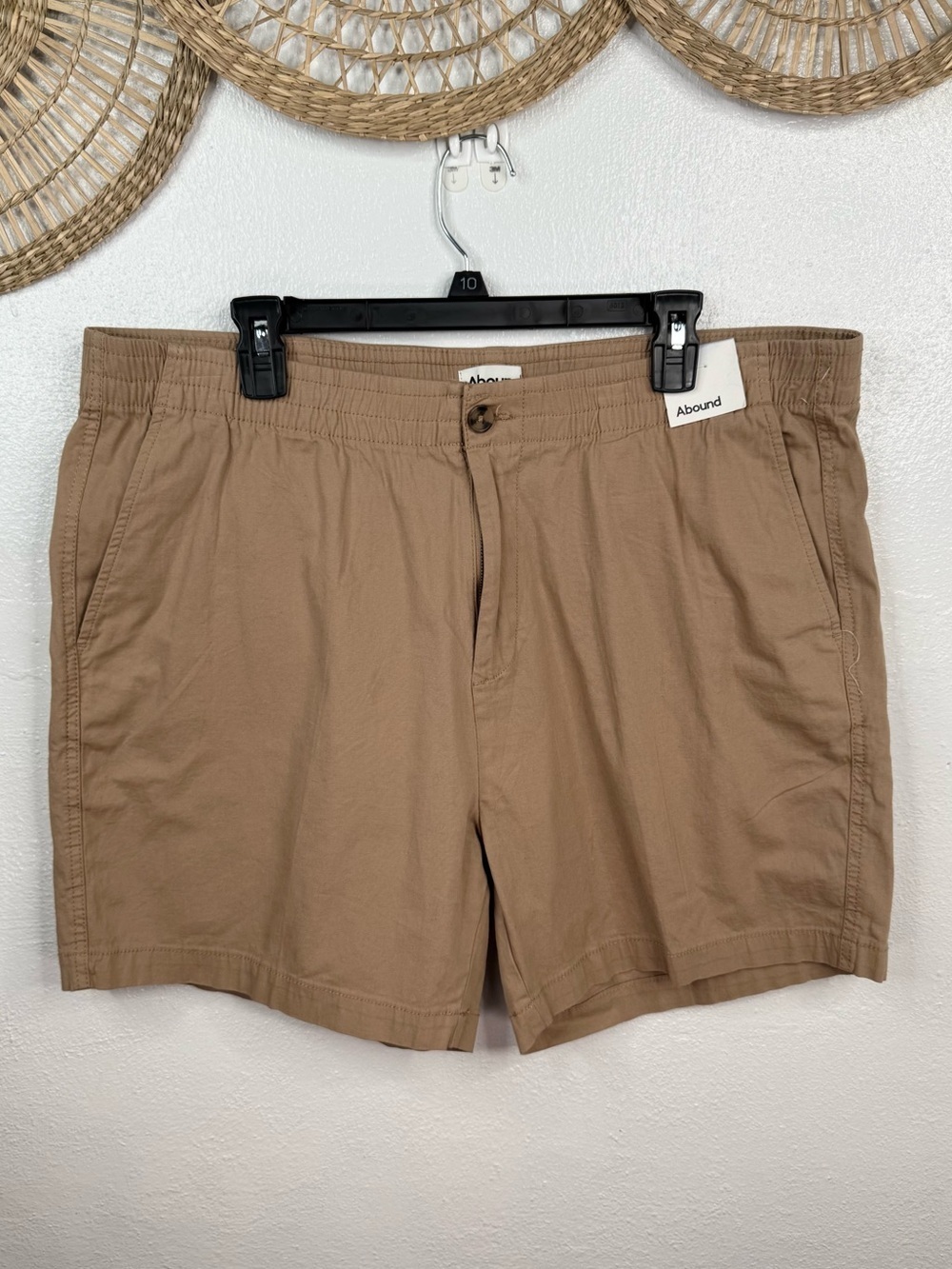 Abound Casual Shorts Men's Size XL Beige Stretch Elastic Waist Flat Front Tan